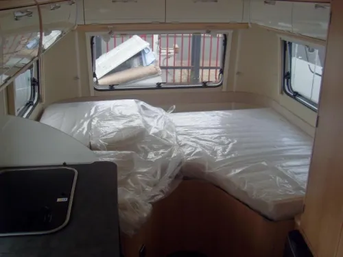 Eriba Touring - 60 Edition 542 with Mover photo: 3