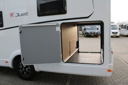 Dethleffs 7052 DBM Just 90 Queenbed + Hubdach ger&auml;umige Garage (94 Foto: 6
