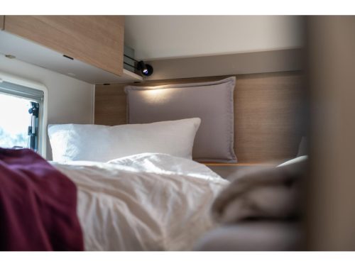 LMC Tracer 690EL model 2027 single beds  photo: 17