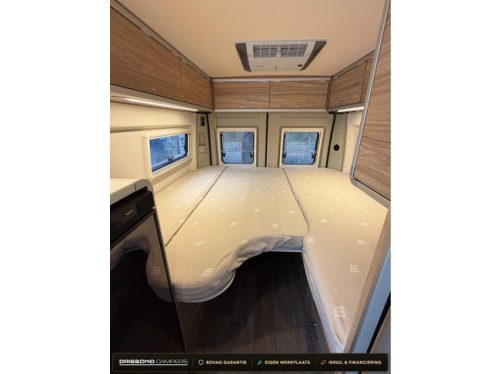 Hymer Yellowstone Cross-Over 180PS 9T-Automatik Einzelbetten Solarpaneele Foto: 2