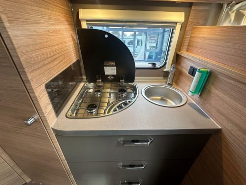 Weinsberg CaraCore 650 MF Autom. 2xairco180PK IFH91 Foto: 13
