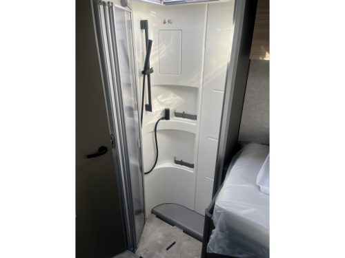 Hymer GT-S 685 ann&eacute;e mod&egrave;le 27 photo : 15