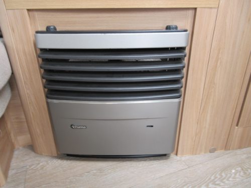 Hobby De Luxe 455 UF SEHR GEPFLEGT UND MIT MOVER Foto: 14