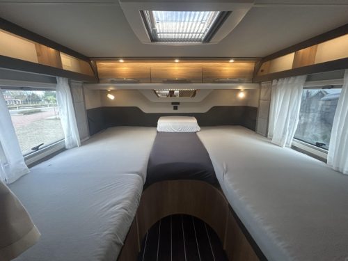 Knaus Sky Wave 60 Years 650 MEG Airco 230V, Zonnepaneel foto: 16