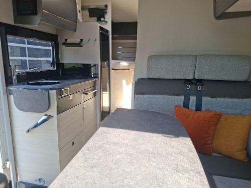Challenger Premium 287 GA the ideal family camper! photo: 10
