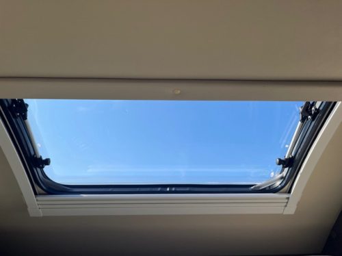 McLouis Carat 480 G 2x Airco Cruise Queensbed Pop-top roof Android photo: 18