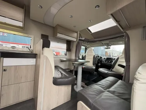 Chausson Flash 718 XLB Special Edition Roof Air Conditioner photo: 6
