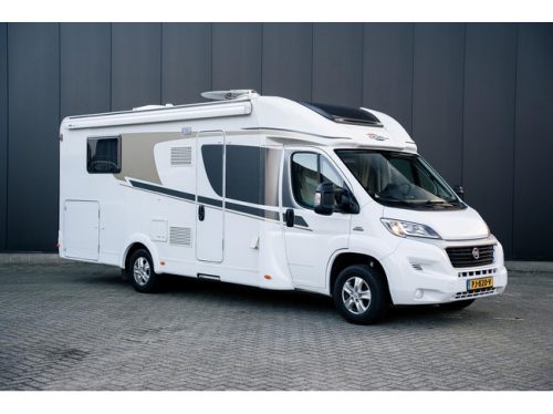 Carado T449 French bed + Pop-top roof photo: 0