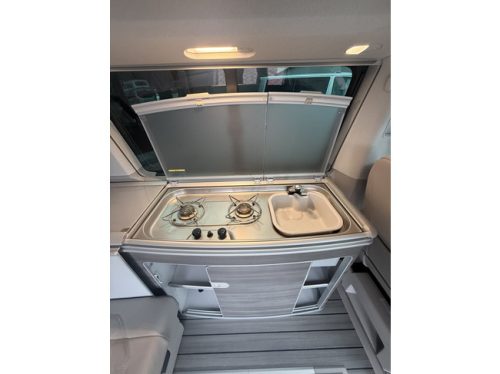 Volkswagen California Ocean T6 Westfalia in new condition DSG automatic 200 hp full options 4 berths electric pop-top roof awning climate control cruise control camera soft-close rear tow hitch photo: 12