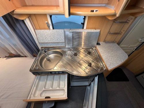 Dethleffs Camper 440 DB Foto: 7