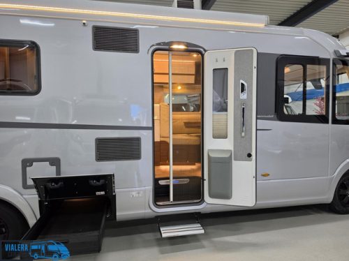 Hymer BML-I 880 *Automaat 170pk*Levelsysteem* BOMVOL!! Foto: 1