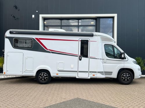 LMC Tourer 660 T Single beds, E&P, Air conditioning photo: 3
