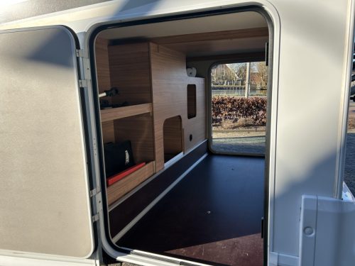 Weinsberg CaraCore 700 MEG Autom&aacute;tico, Aire Acondicionado 230V foto: 23