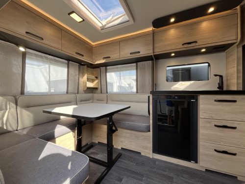 Weinsberg CaraOne Edition HOT 450 FU  foto: 2