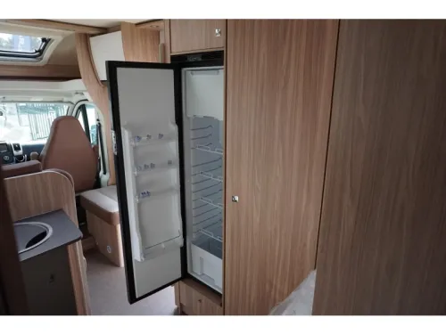 B&uuml;rstner Limited T 660 165PS | Navi | Aktionspreis Foto: 14