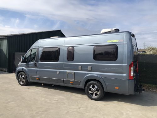 Hymer Yellowstone 649 SINGLE BEDS photo: 5