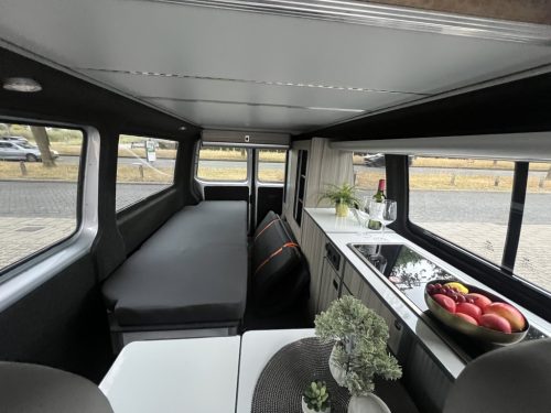 VOLKSWAGEN TRANSPORTER WESTFALIA BUILT-IN POP-TOP ROOF 1ST OWNER photo: 9
