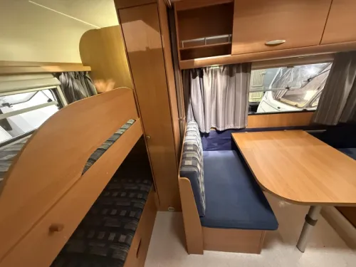 Knaus Sport 500 FDK STAPELBED VASTBED ZITJE foto: 12