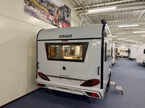 Knaus Sudwind Black Selection 450 FU model 2027 photo: 2