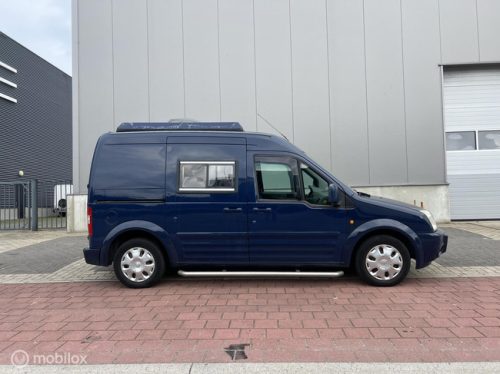Ford Transit Connect Minicamper | Kompakter Kastenwagen mit Hubdach Ford Transit Connect Minicamper | Kompakter Kastenwagen Foto: 4