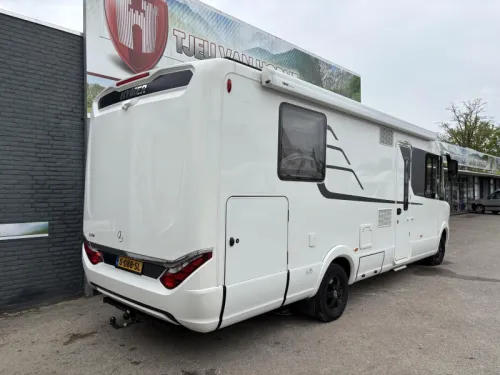 Hymer B ML I 790 Mercedes + Queensbett Foto: 3