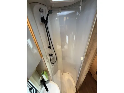 Knaus L!ve Wave Platinum 700 MEG 2x Airco, Thule lift  photo: 16