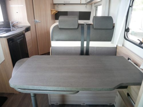 Sunlight T58, French bed, Air suspension, Hydraulic leveling jacks photo: 10