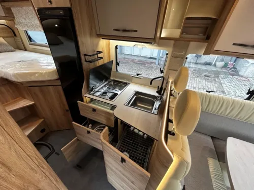 Eura Mobil Profila RS 695 EB Adaptive Cruise, Audio photo: 11