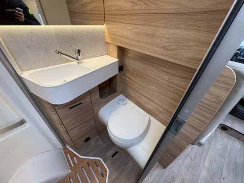 Hymer Exis-i 580 Kein Hubbett - 1. Besitzer Foto: 17