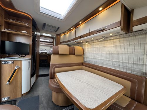 Dethleffs Globetrotter 7850 XL-I Automatic VERY LUXURIOUS! photo: 2