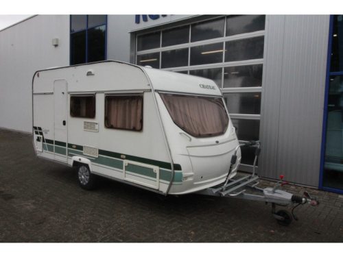 Chateau Caratt 390 TZF Vorzelt, Fahrradtr&auml;ger V+A Foto: 2