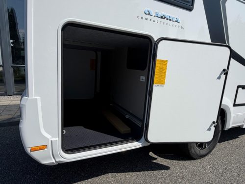 Adria Compact Select DL AUTOMATIC MODEL 2027 photo: 3