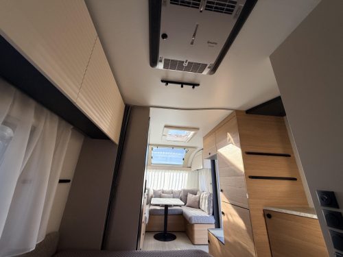 Adria Adora 522 UP FREE AIR CONDITIONING photo: 9
