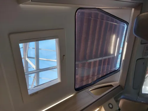 Adria Compact DL Single beds face2face photo: 6