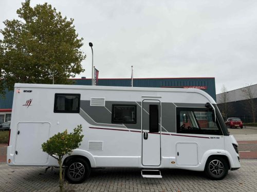 Rapido 850 F Queensbed (zonder Hefbed)  foto: 1