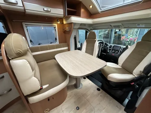 Pilote Reference 730 + EP leveling system  photo: 1