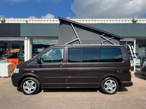 Volkswagen California T5 2.5tdi 4 Motion Pop-top roof Cruise Control Climate Control Bearlock CarPlay photo: 8