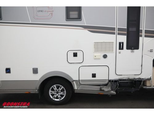Carthago Chic S-Plus i61 XL LE 3.0 M.Jet Aut. Level Luftfederung Dachklimaanlage Solar TV Garage Navi Clima Kamera Tempomat Foto: 4