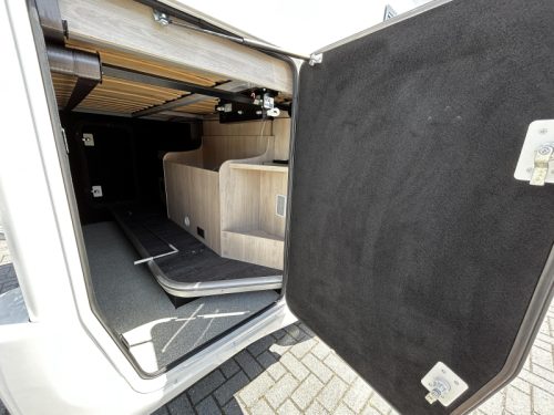 Challenger Genesis 194 Transverse bed/alcove/6-m/2020 photo: 5