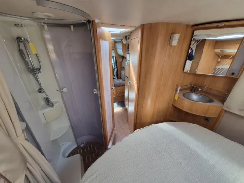 Adria Coral S 690 SP Queensbed, porte-v&eacute;los photo : 13