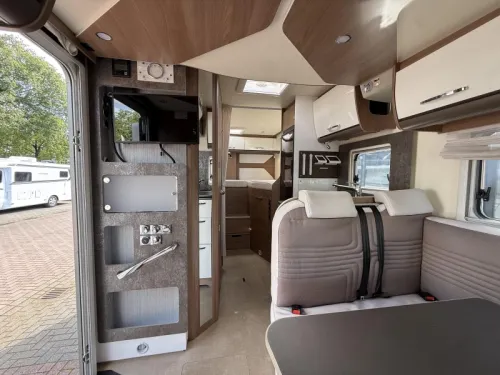 B&uuml;rstner Lyseo Harmony Line 690 G Enkele Bedden Hefbed 2024  foto: 14
