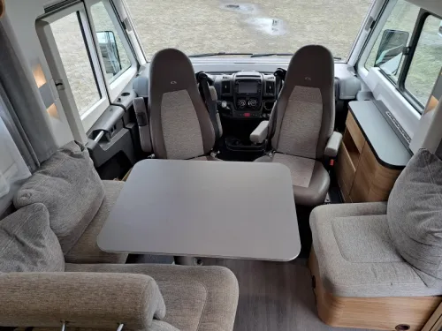 Adria Sonic 600 SL 150 HP AUTOMATIC 44H photo: 3
