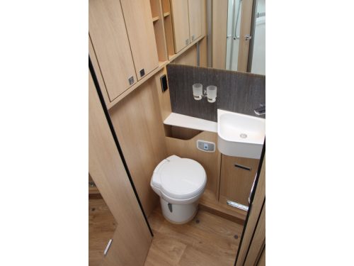 Hymer BML Master Line 780 Camas individuales + Techo elevable foto: 65