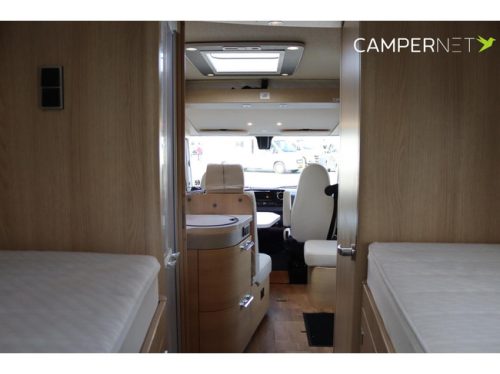 Hymer BMC-I 680 170pk Automaat | Hefbed | Gescheiden douche | Leder | Lithium | Omvormer | Zonnepanelen | SLC Chassis | Centrale vergr foto: 19