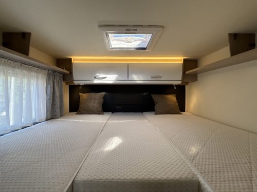 B&uuml;rstner Lyseo Time 690 G Skyline Edition 140 PS 8-Gang AUTOMAAT Euro6 Fiat Ducato **Einzelbetten/Thule V16 Lift Fahrradtr&auml;ger/Satellit Foto: 16