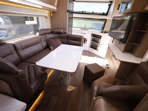 Kabe Imperial 740 TDL FK King Size u.a. Dachklimaanlage Nivelliersystem Foto: 4