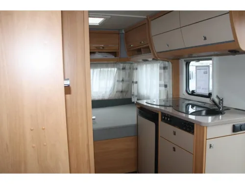 Dethleffs Wohnwagen 460 QR Foto: 7