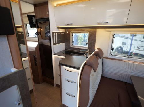 B&uuml;rstner Lyseo M Harmony Line 690 T NIVELLIERUNGSSYSTEM LUFTFEDERUNG! Foto: 17