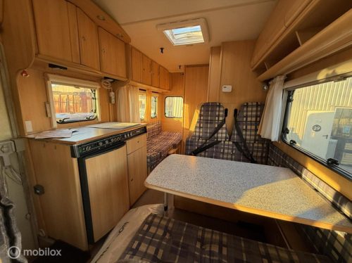 Dethleffs Globetrotter Bunk beds for the kids! photo: 13
