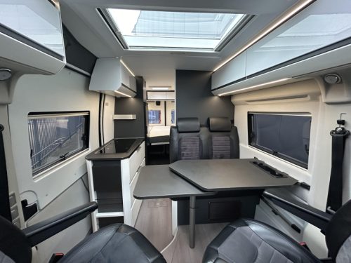 Adria Twin Supreme 600 SPB Anh&auml;ngerkupplung, Markise, Kamera Foto: 6